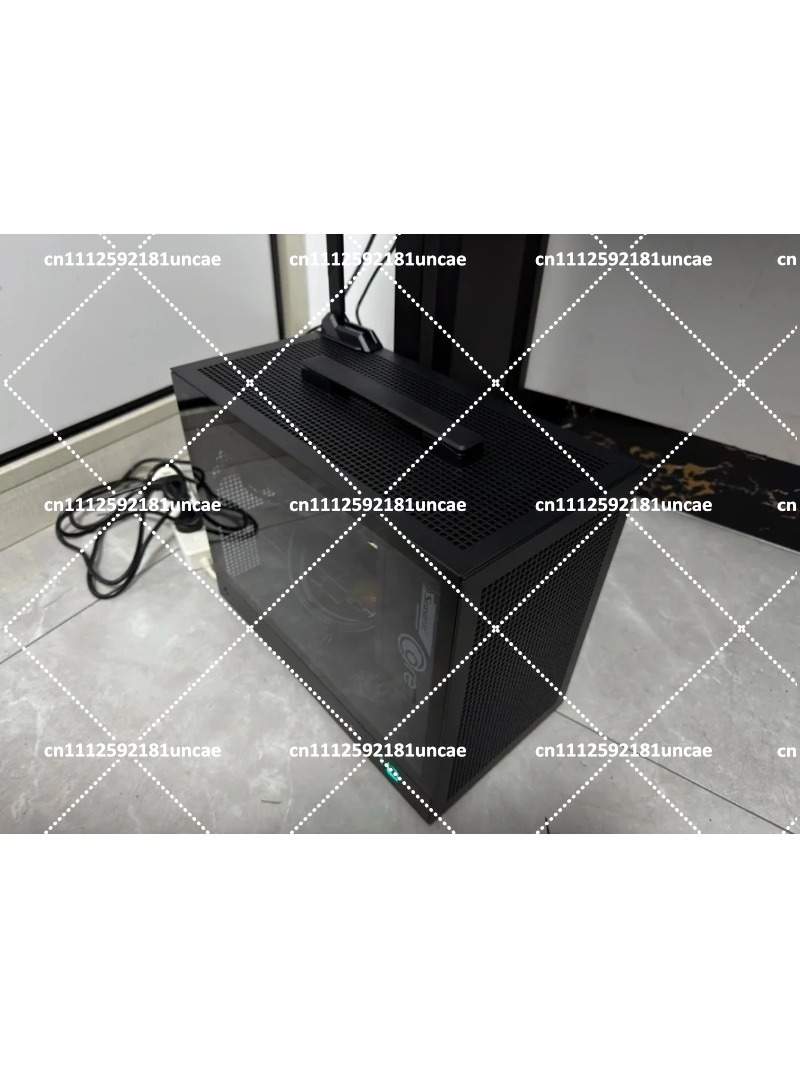 Case Mesh Panel - 메쉬 전면 패널과 Type-C 포트가 있는